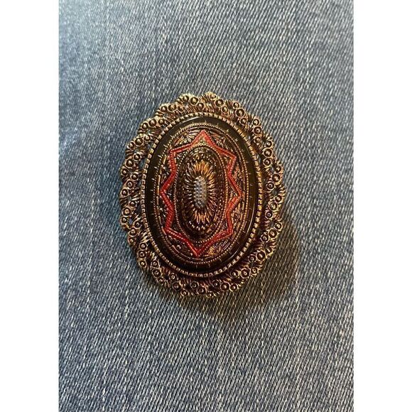 Sarah Coventry Jewelry - Sarah Coventry Vintage Western Antique Broach Pin
